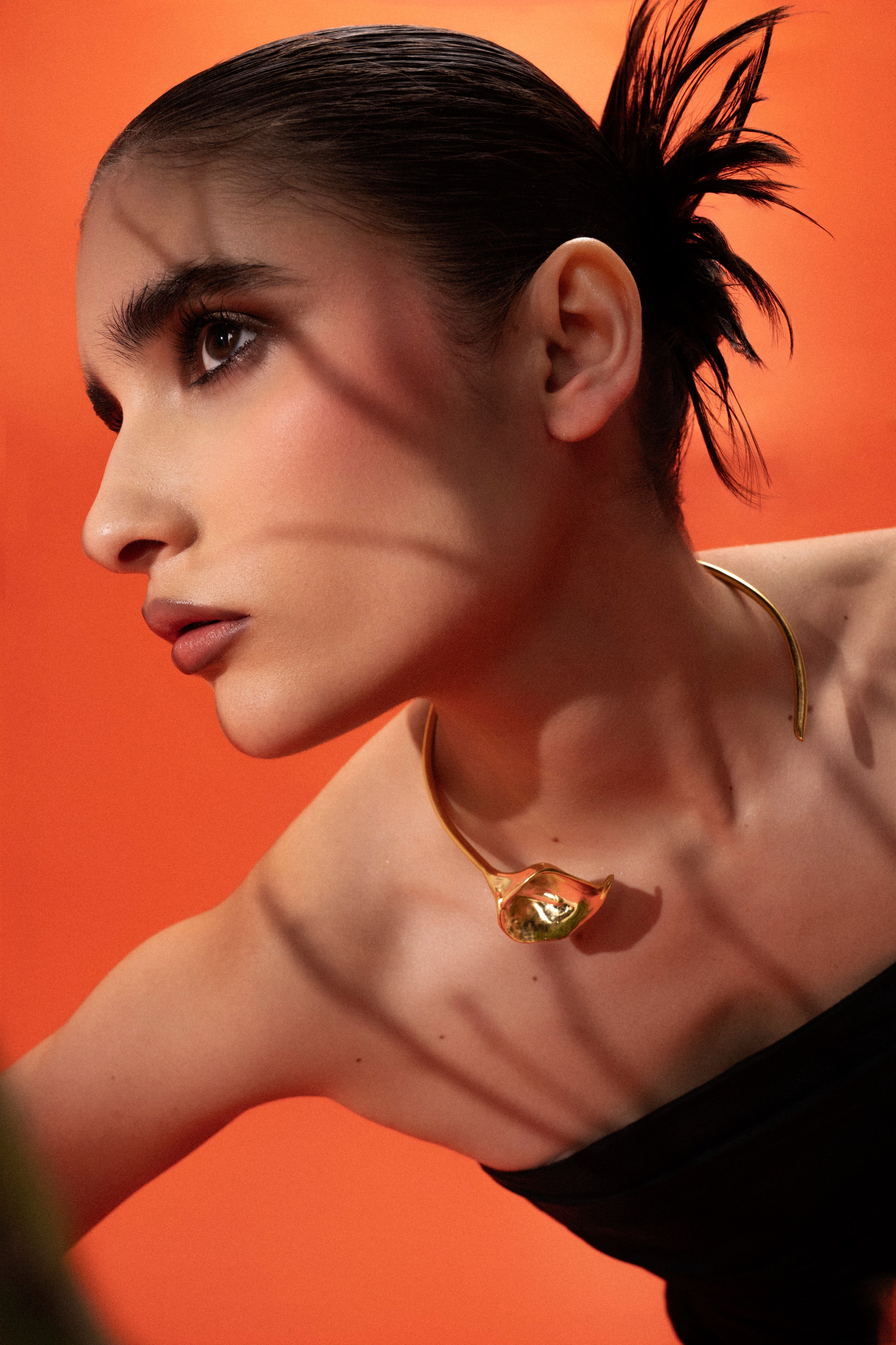 Stemline Choker