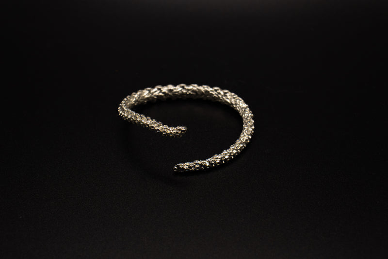 Octaivia Bangle | Silver